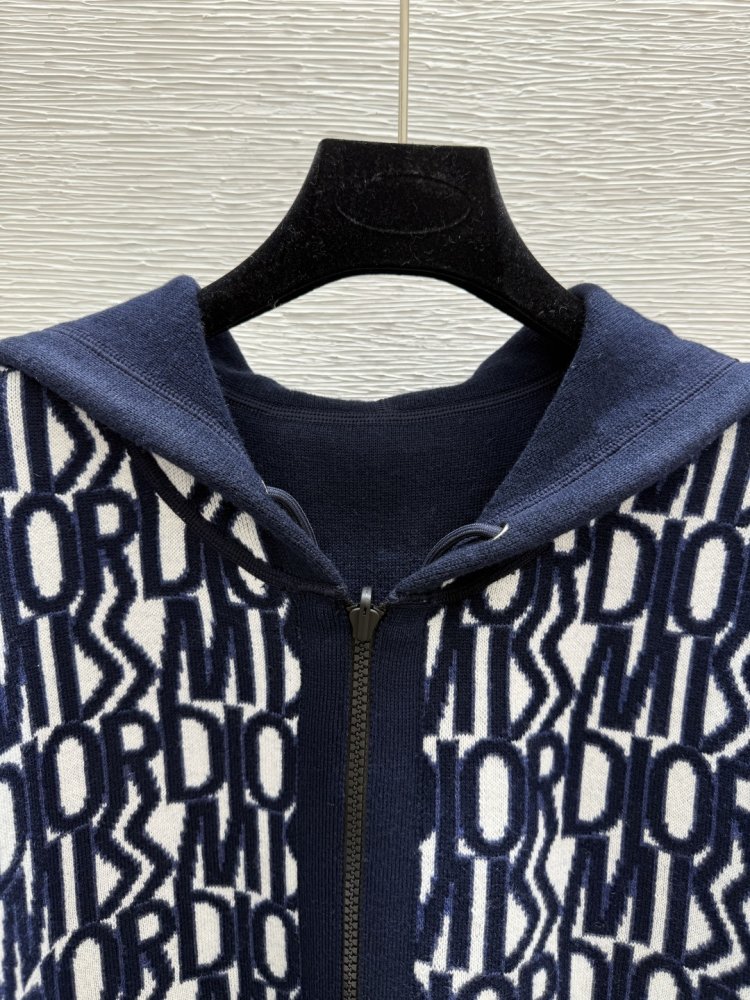 Кофта жіноча фото 3