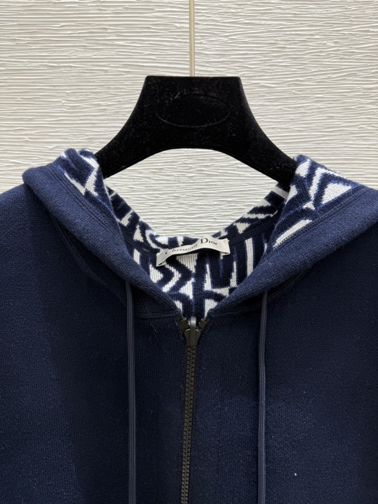 Кофта жіноча фото 3