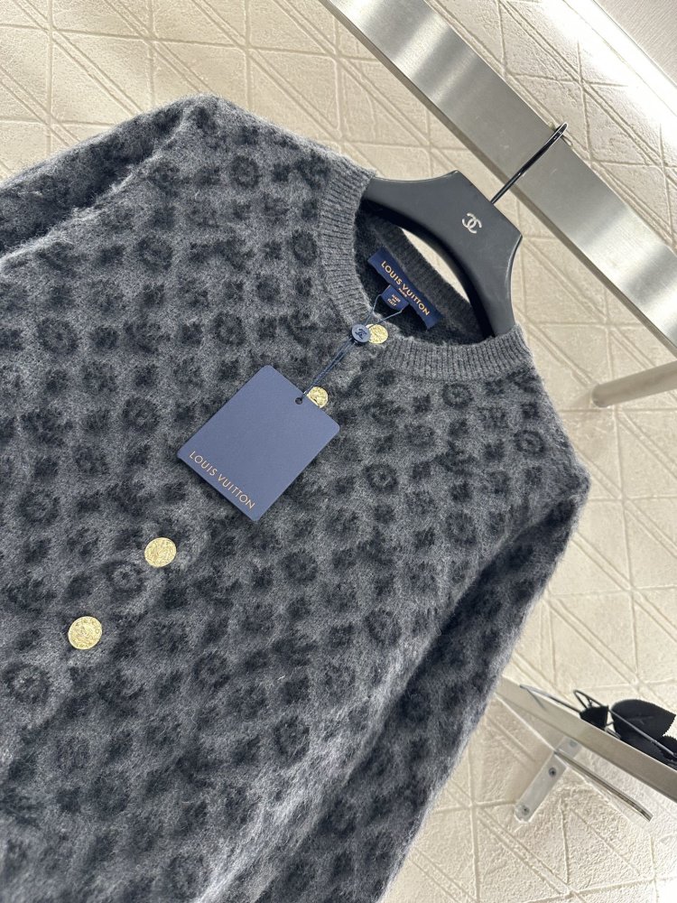 Blouse women's фото 3