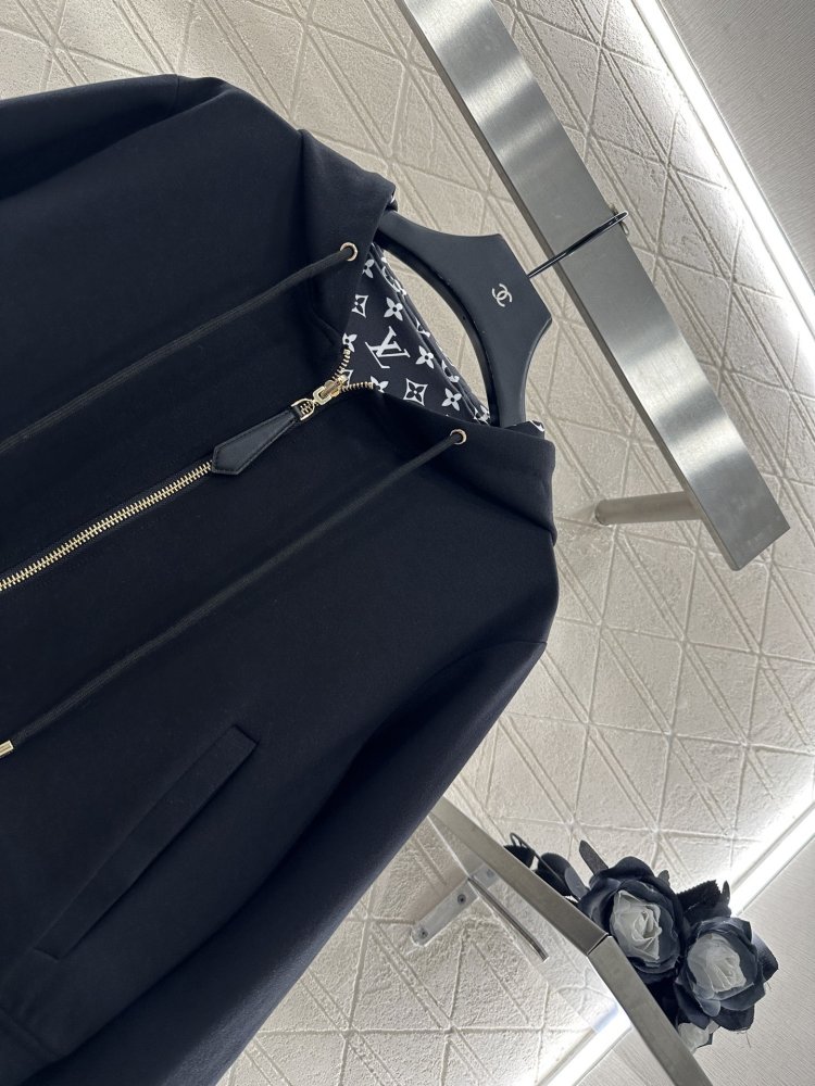 Кофта жіноча фото 3