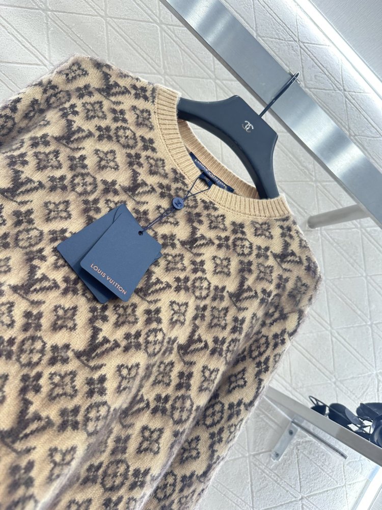 Кофта жіноча фото 3