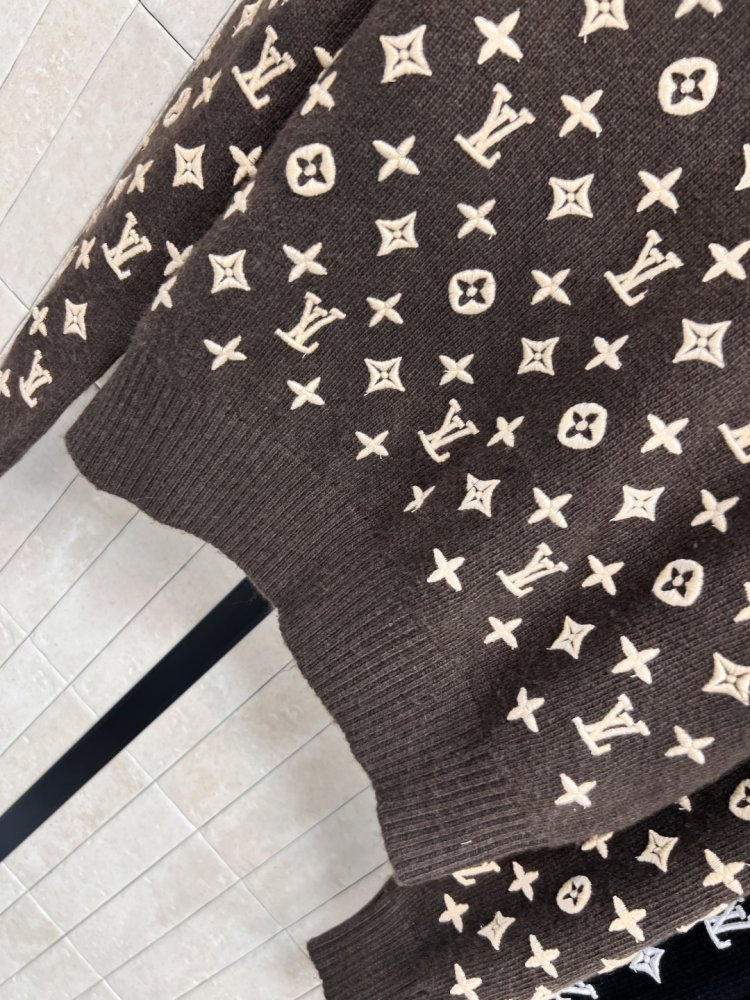 Кофта жіноча фото 3