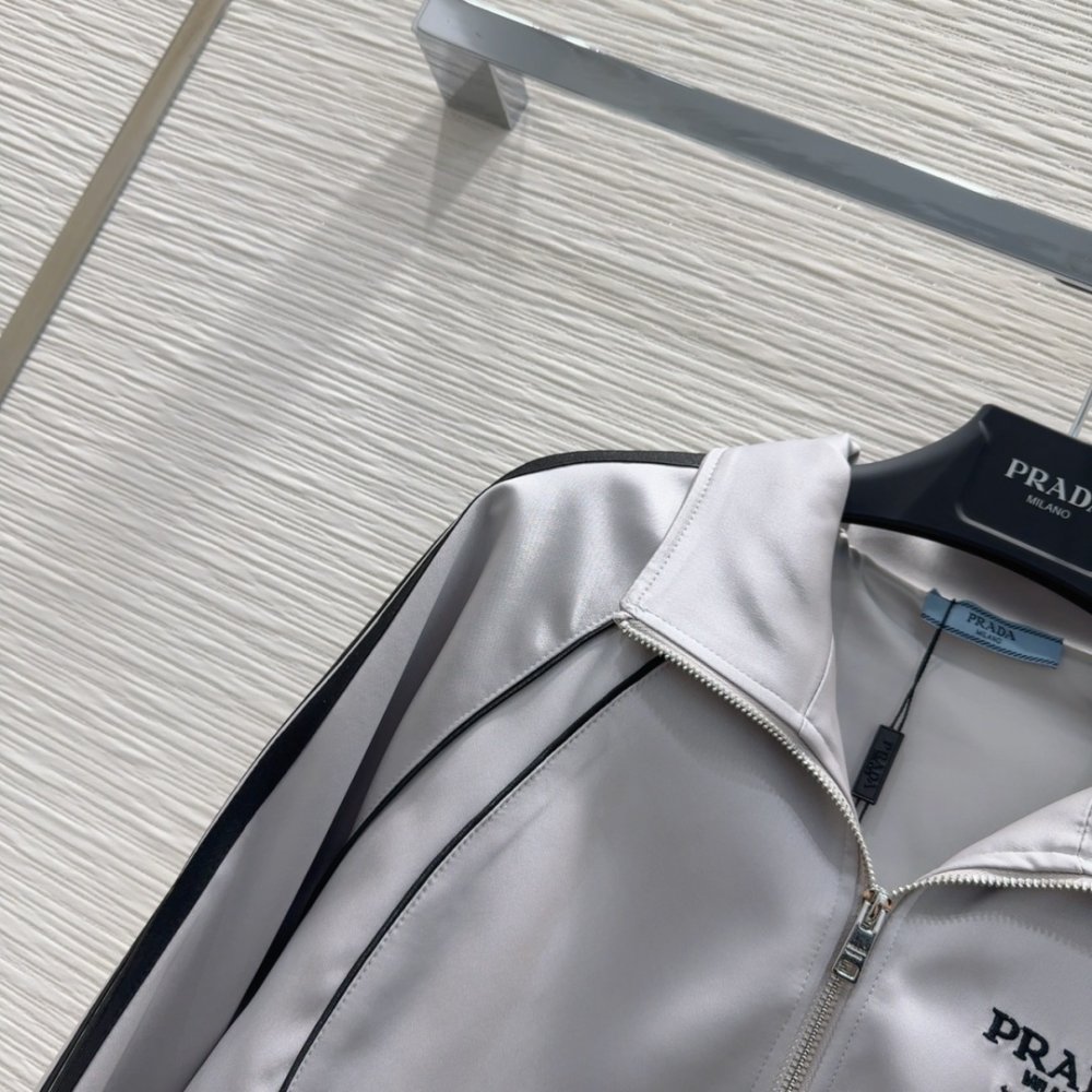 Кофта жіноча фото 3