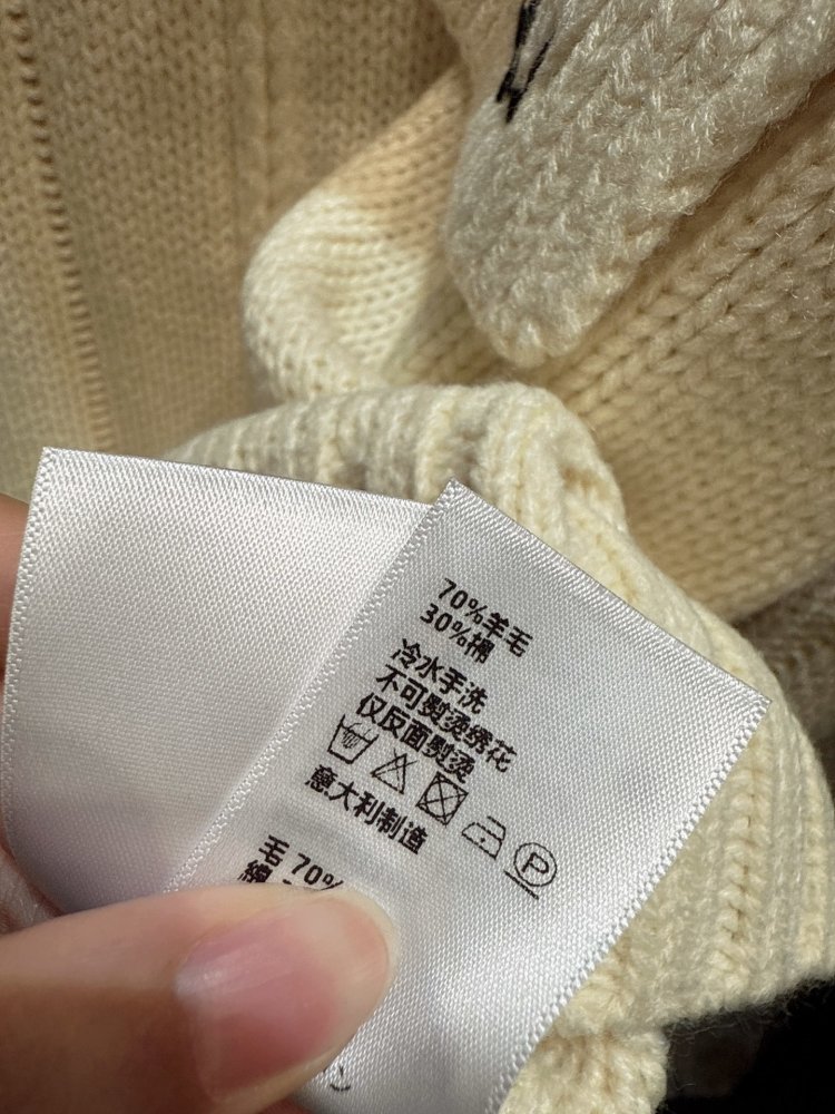 Кофта жіноча фото 3