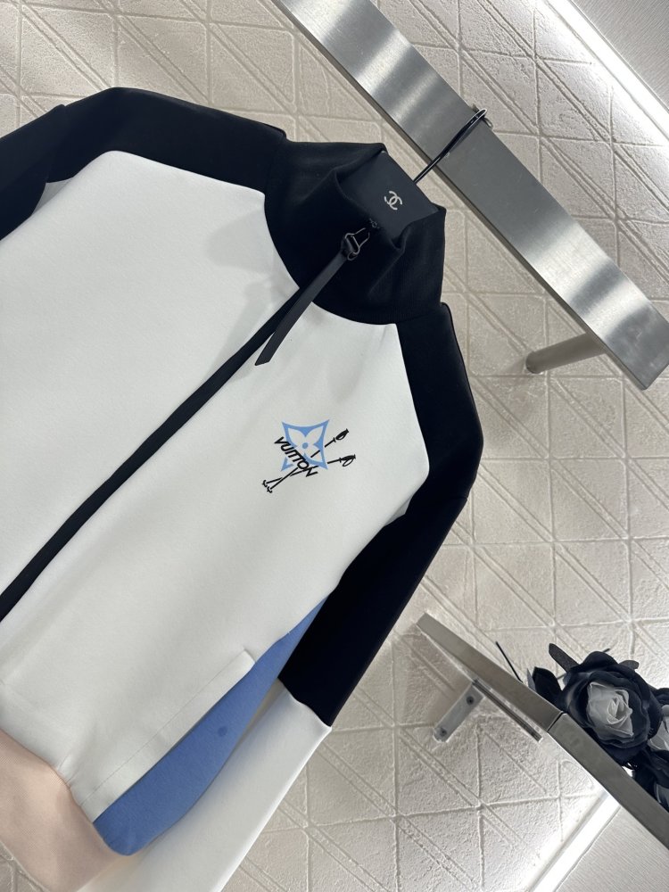 Кофта жіноча фото 3