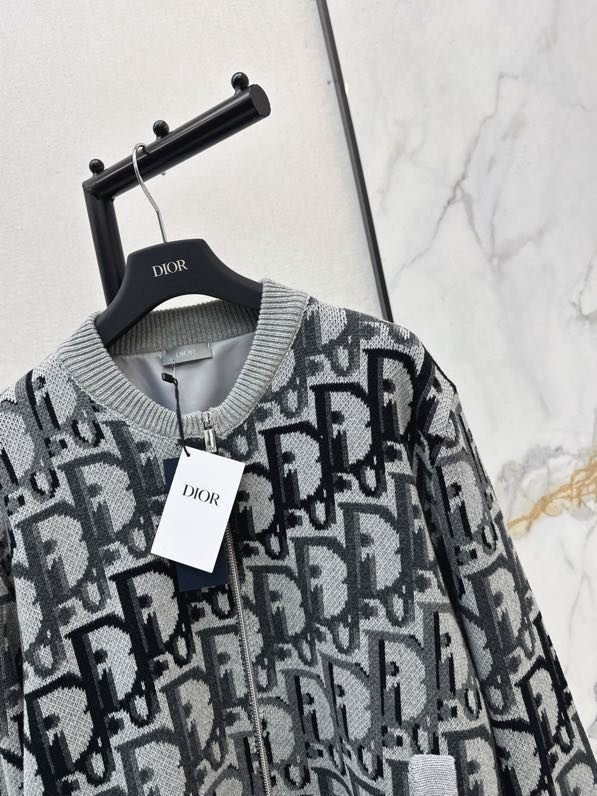 Кофта жіноча фото 3