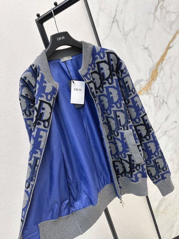 Кофта жіноча фото 3