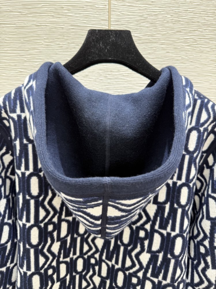 Кофта жіноча фото 4