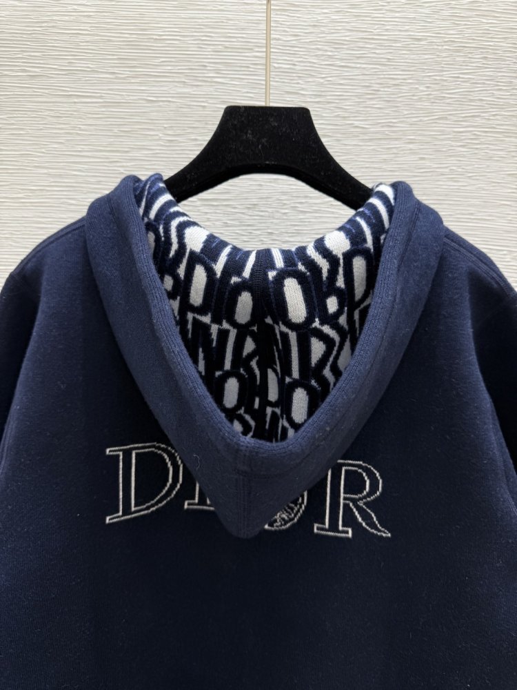 Кофта жіноча фото 4