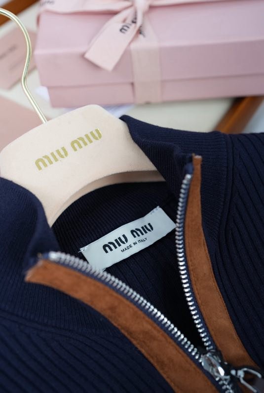 Кофта жіноча фото 4