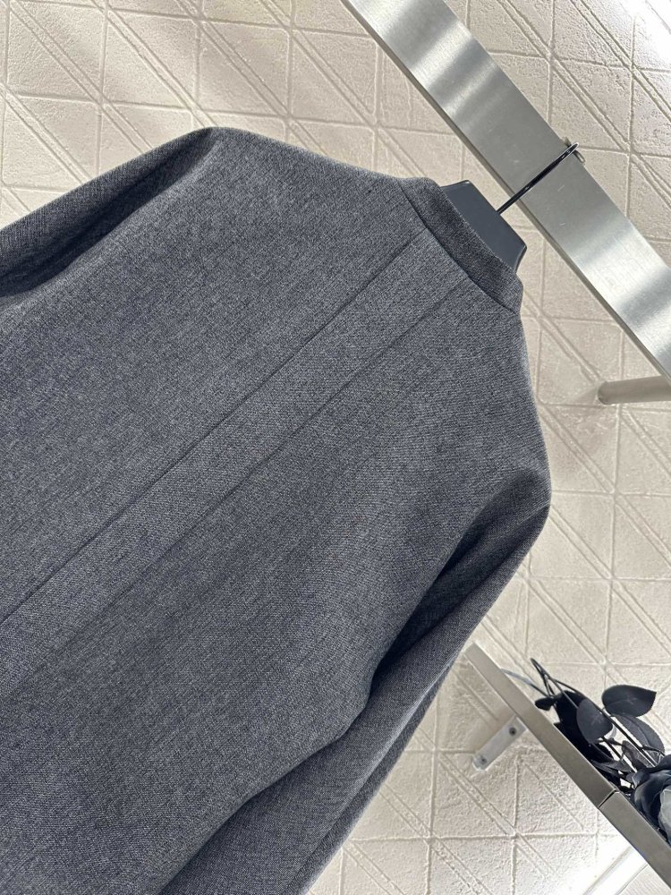 Кофта жіноча фото 4