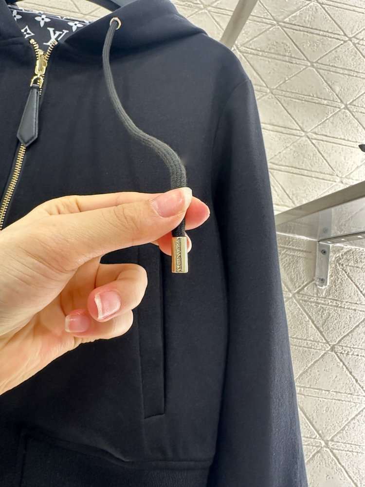 Кофта жіноча фото 4