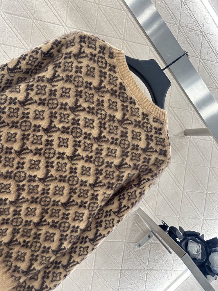 Кофта жіноча фото 4