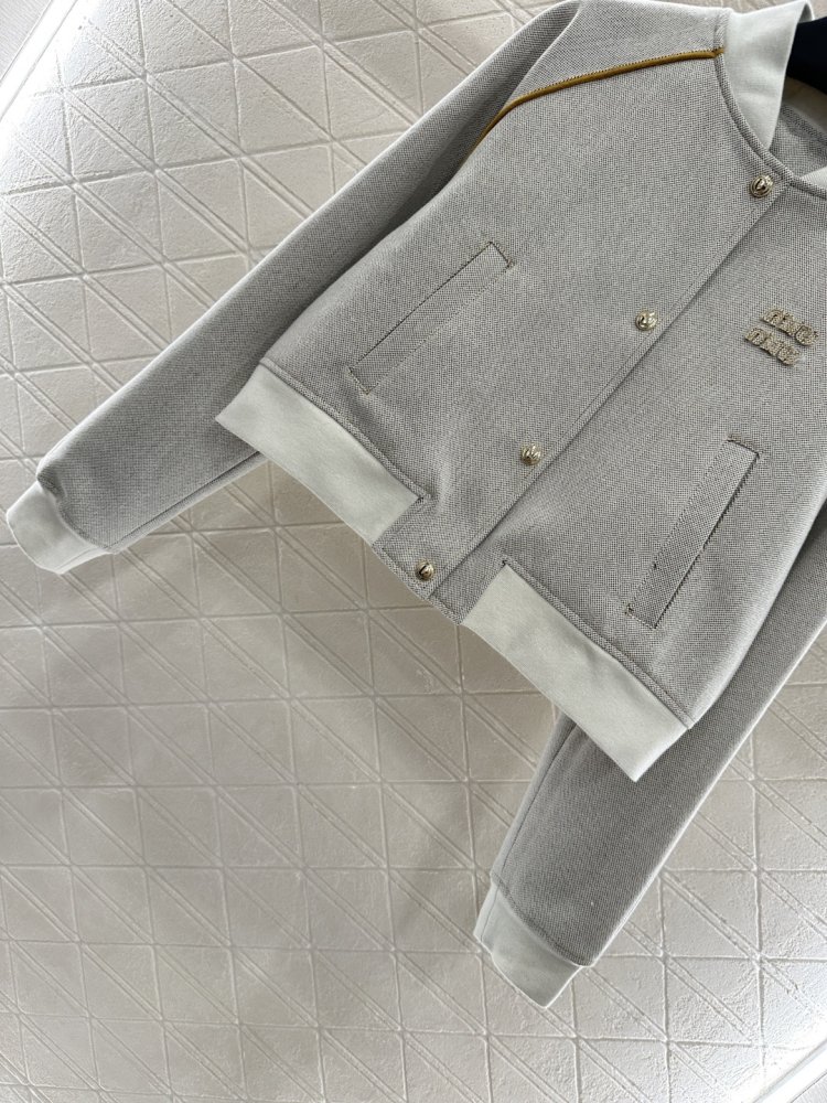 Кофта жіноча фото 4