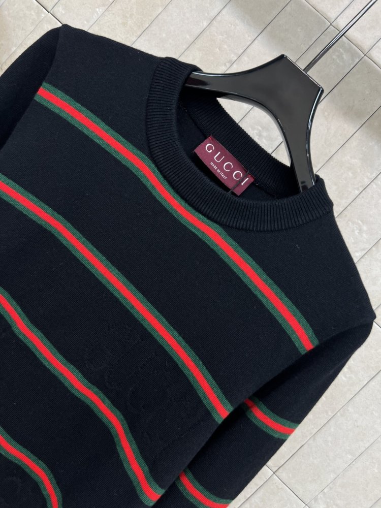 Кофта жіноча фото 4