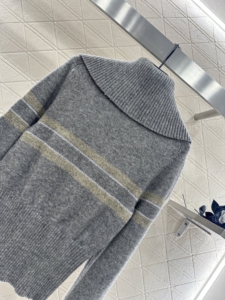 Кофта жіноча фото 4