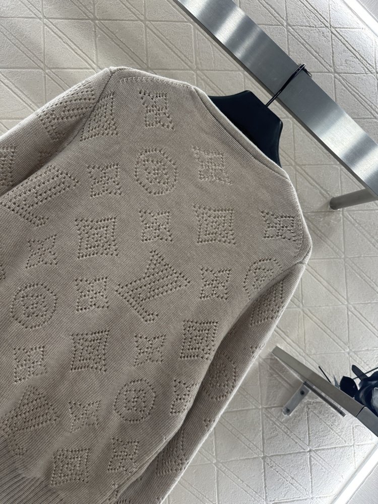 Кофта жіноча фото 4