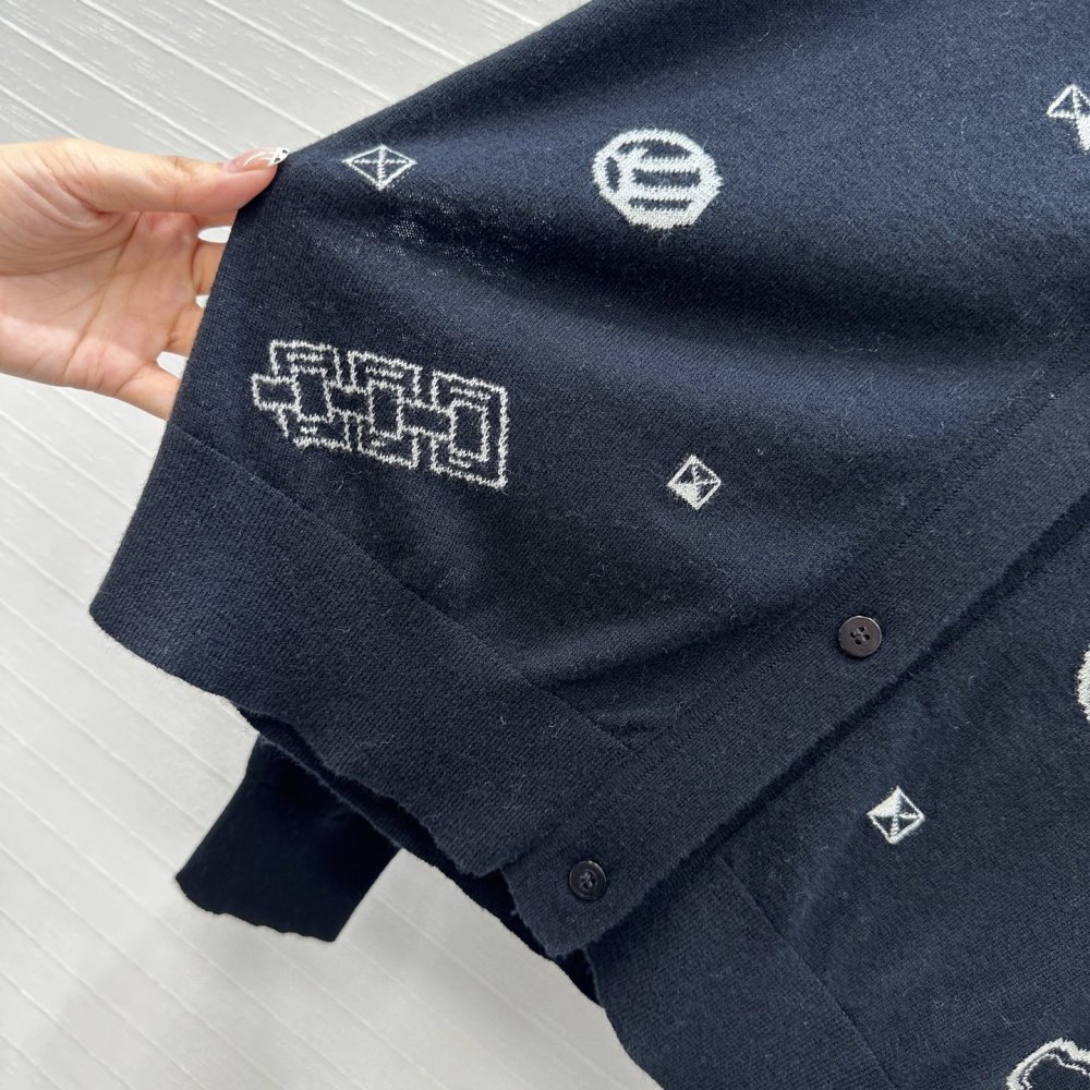 Кофта жіноча фото 4