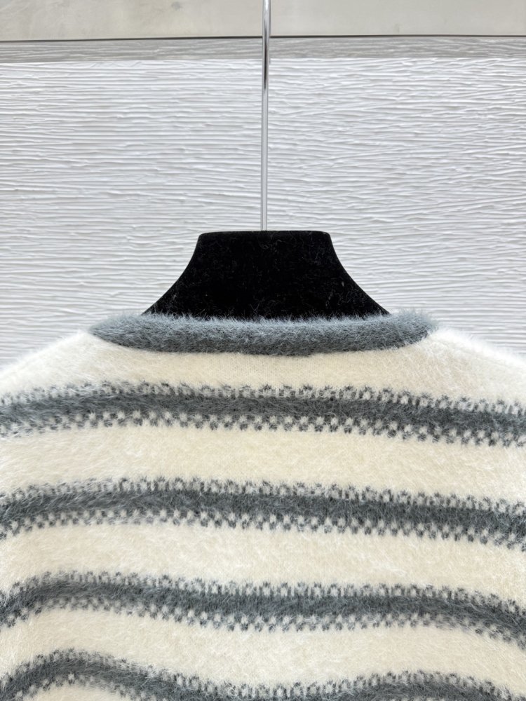 Кофта женская фото 4