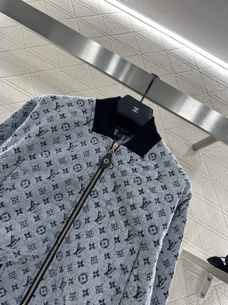 Кофта женская фото 4