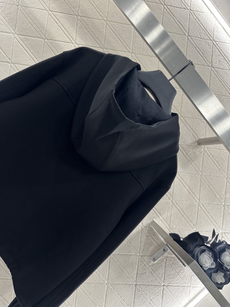 Кофта жіноча фото 4