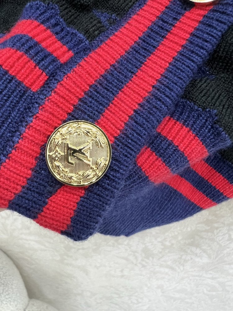 Кофта жіноча фото 4