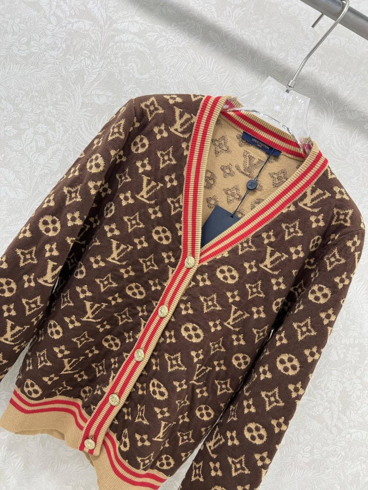 Кофта жіноча фото 4