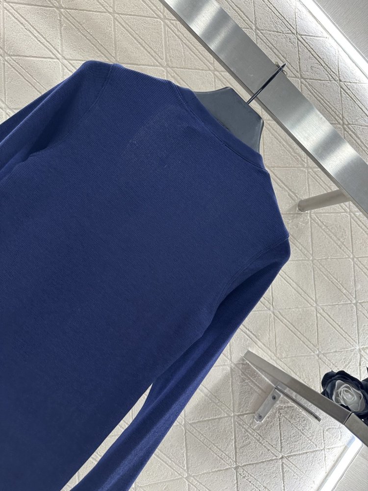 Кофта жіноча фото 4