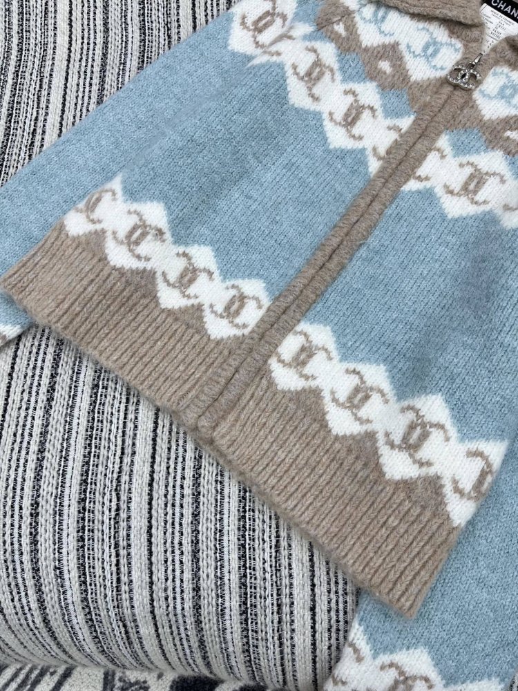 Кофта жіноча фото 4