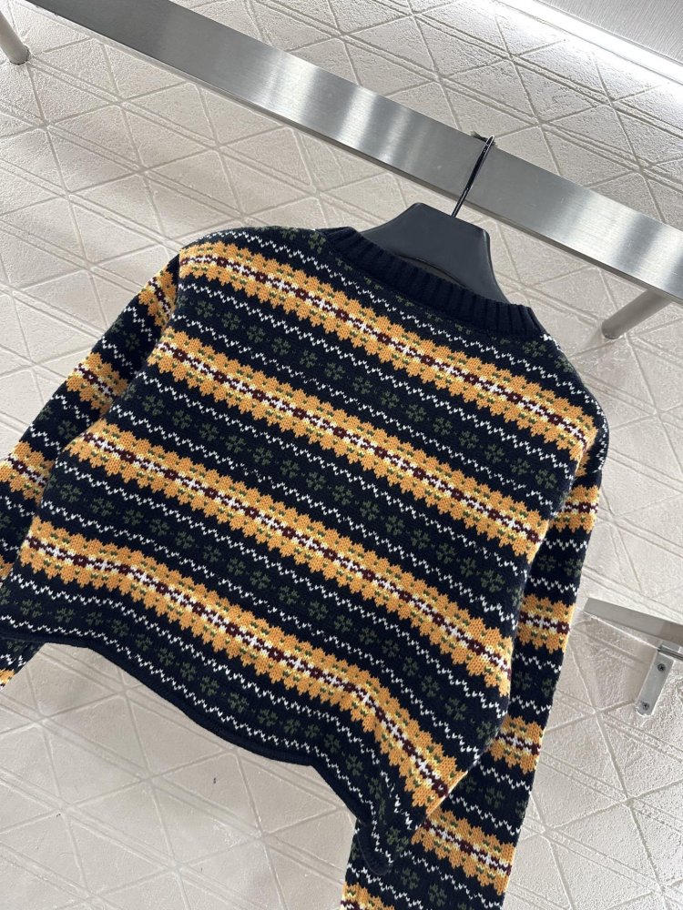 Кофта женская фото 4