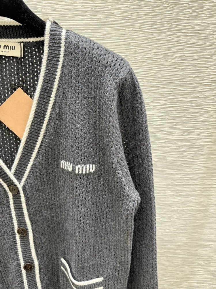 Кофта жіноча фото 5