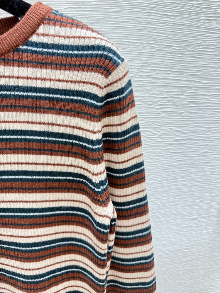 Кофта жіноча фото 5