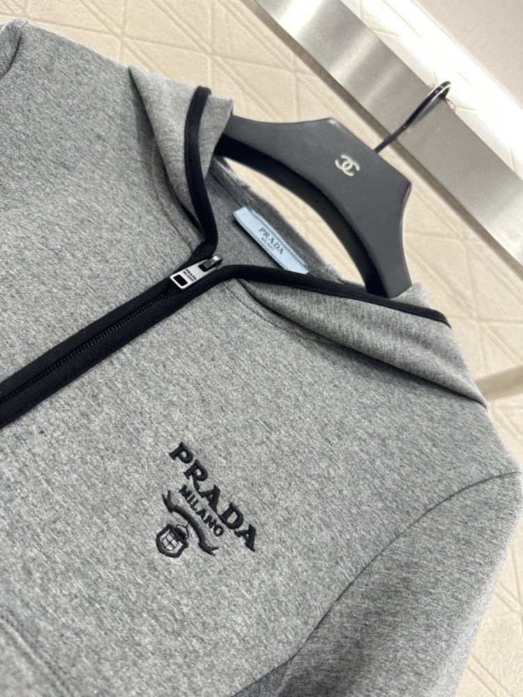 Кофта жіноча фото 5