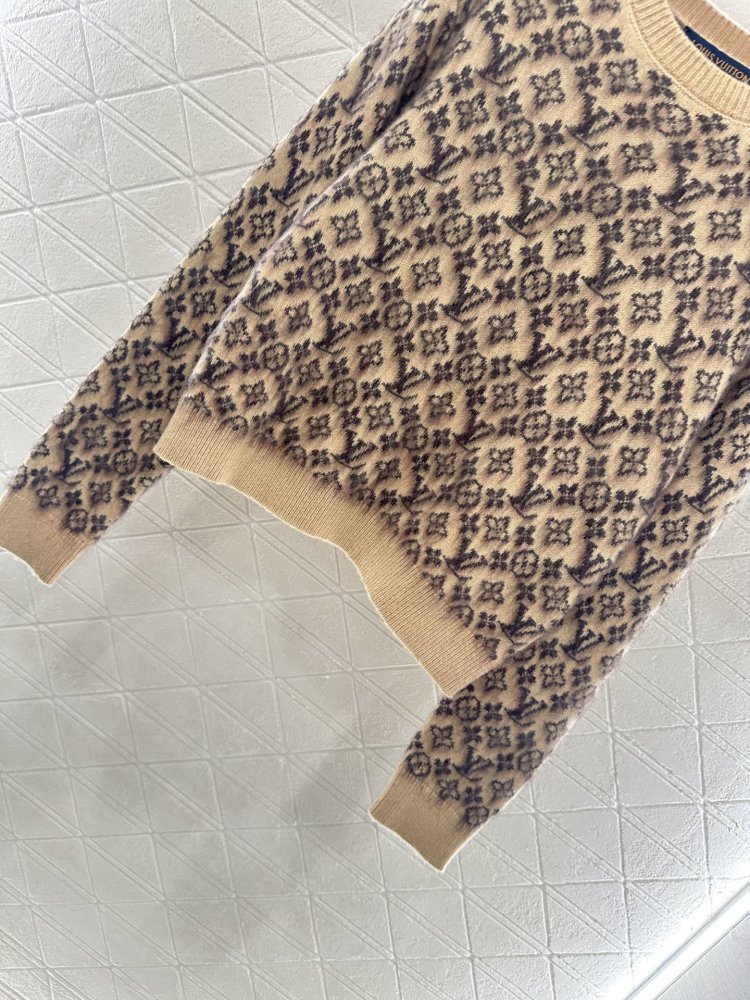 Кофта жіноча фото 5