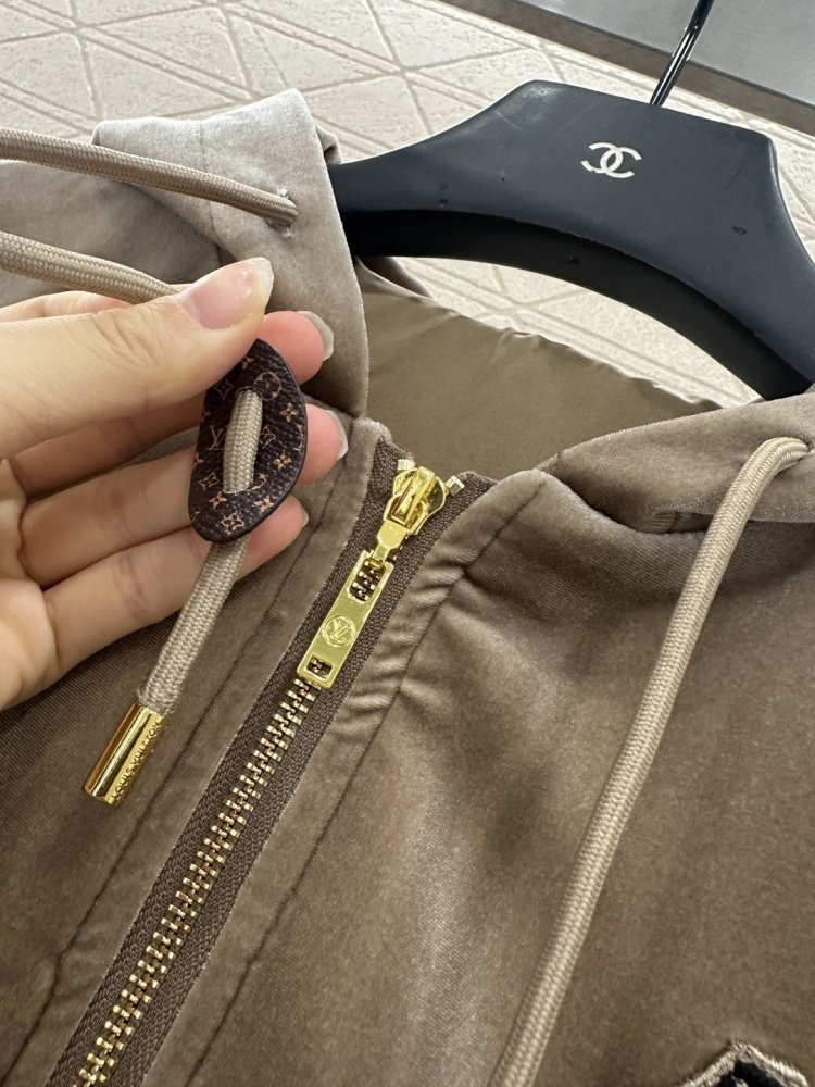 Кофта жіноча фото 5