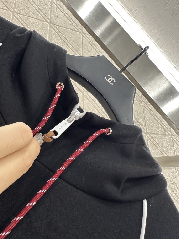 Кофта жіноча фото 5