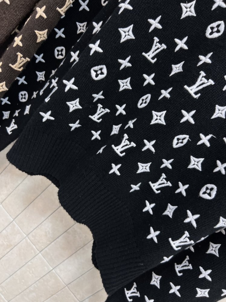 Кофта жіноча фото 5