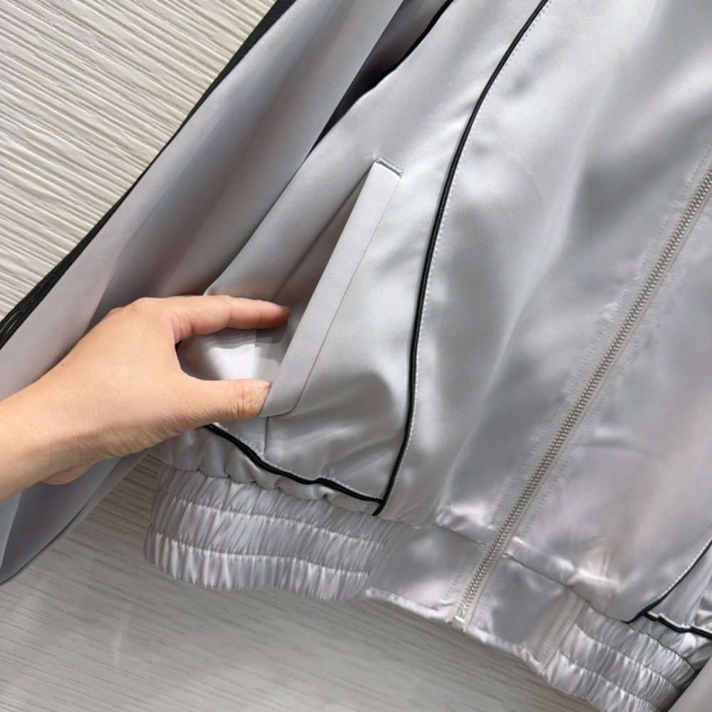 Кофта жіноча фото 5