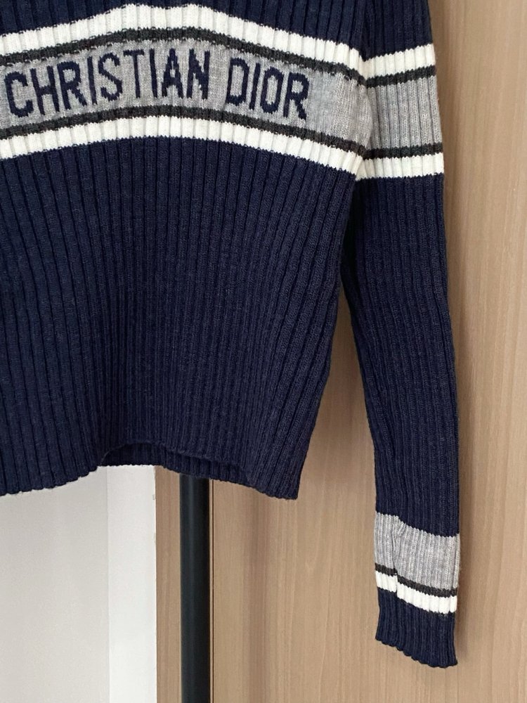 Кофта жіноча фото 5