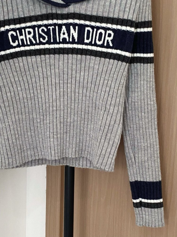 Кофта жіноча фото 5