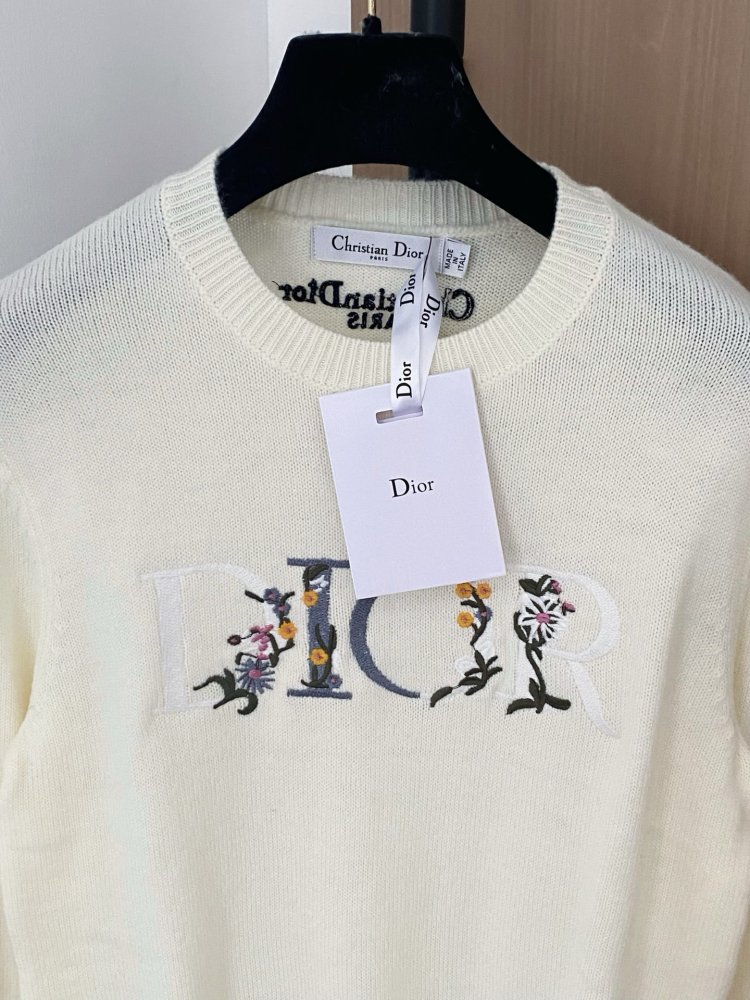 Кофта жіноча фото 5