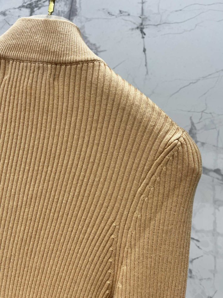 Кофта жіноча фото 5