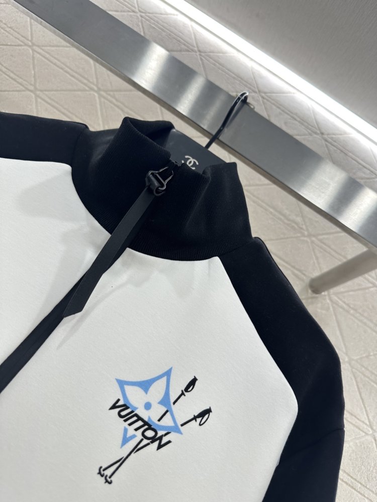 Кофта жіноча фото 5