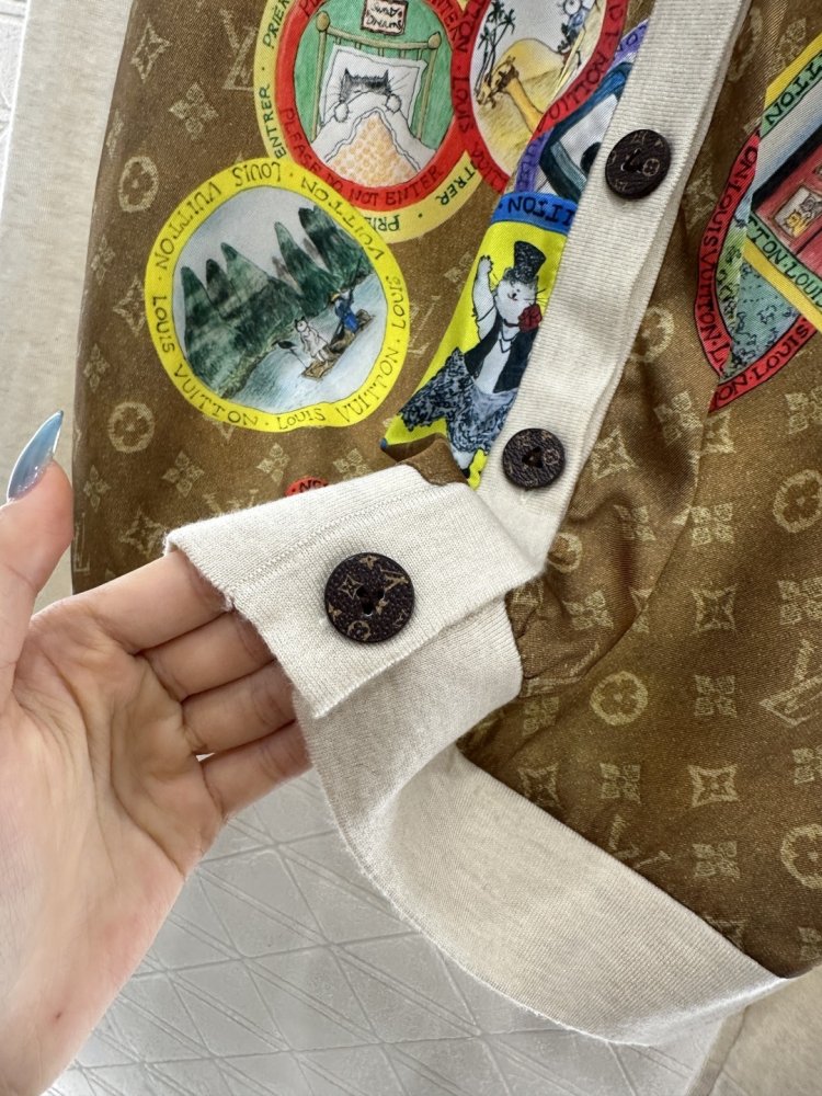 Кофта жіноча фото 5