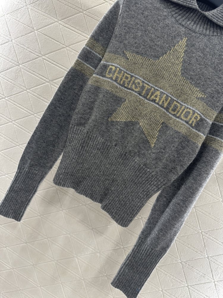 Кофта жіноча фото 5