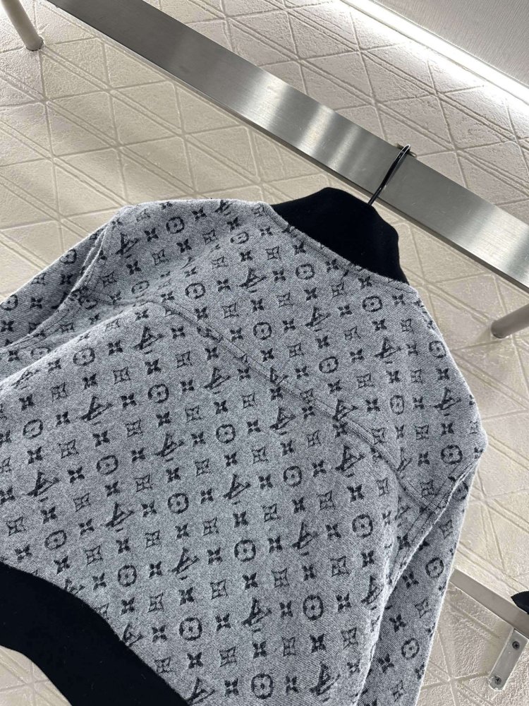 Кофта женская фото 5