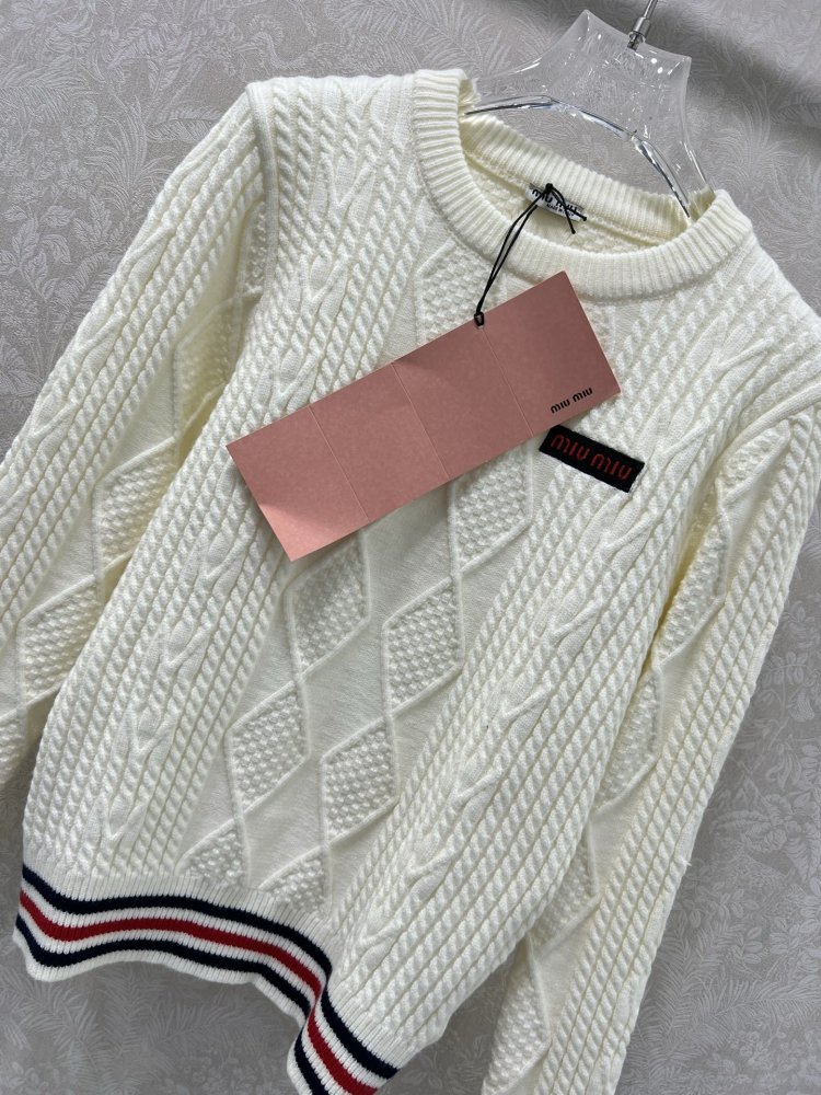 Кофта жіноча фото 5