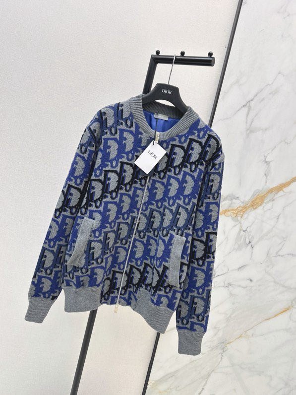 Кофта жіноча фото 5