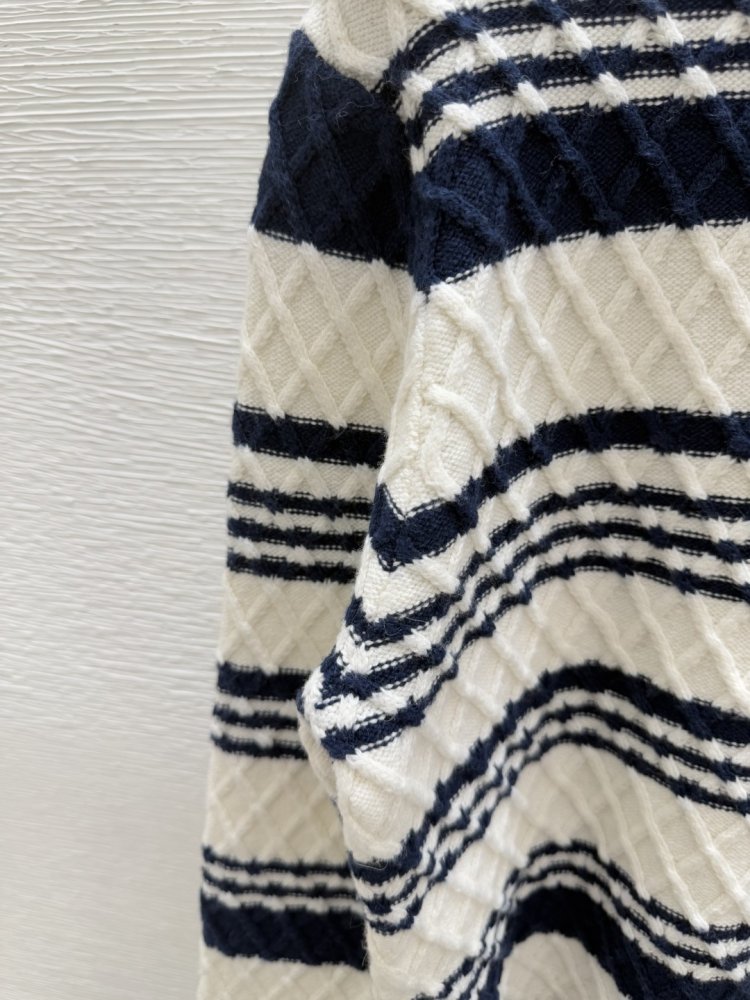 Кофта жіноча фото 6