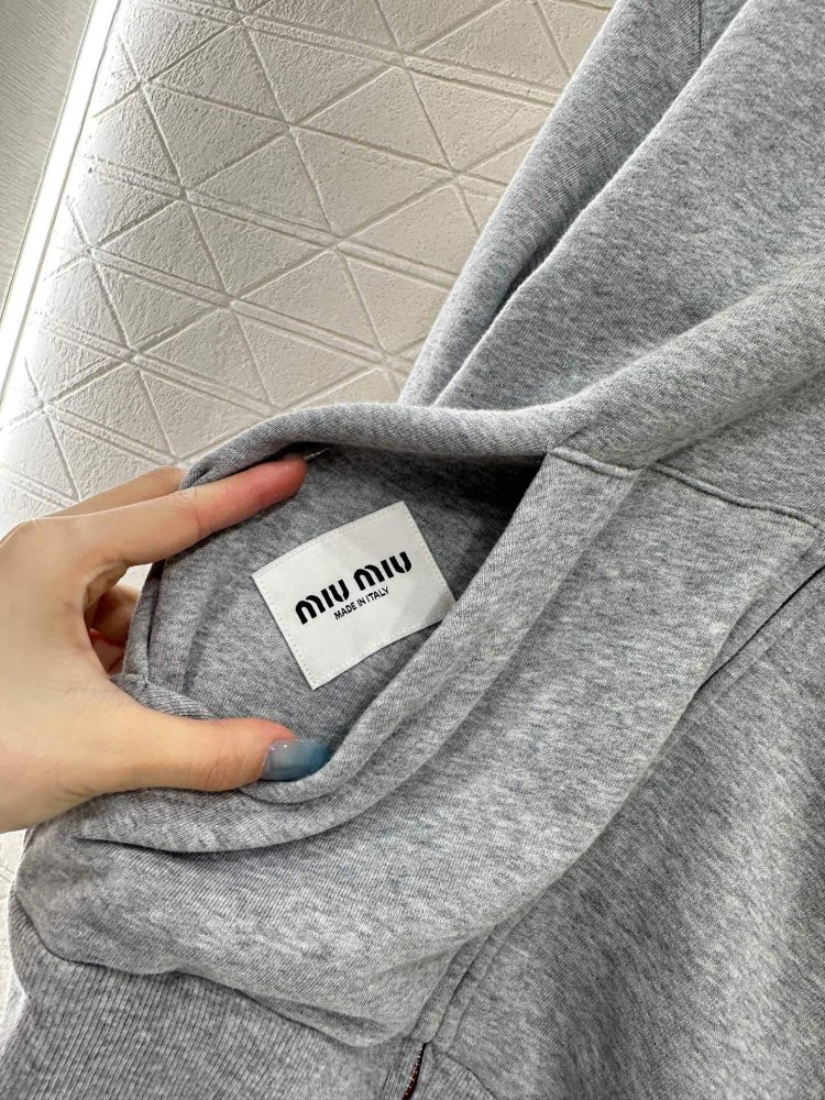 Кофта жіноча фото 6